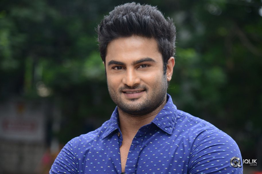 Sudheer-Babu-at-Krishnamma-Kalipindi-Iddarini-Special-Show-Press-Meet